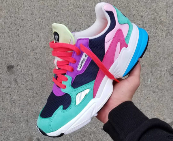 Adidas Falcon W Easter Multicolor CG6211 couv 600x488