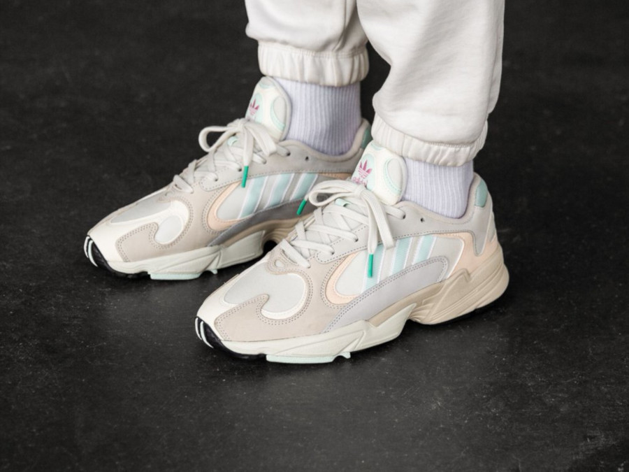 adidas yung 1 homme beige