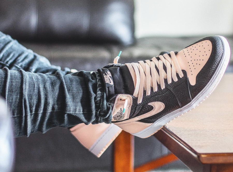 jordan 1 crimson tint on feet