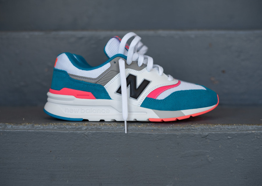 new balance bleu turquoise et rose