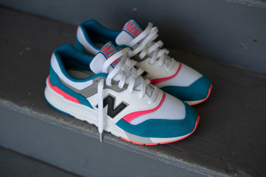 new balance 997h deep ozone blue with guava