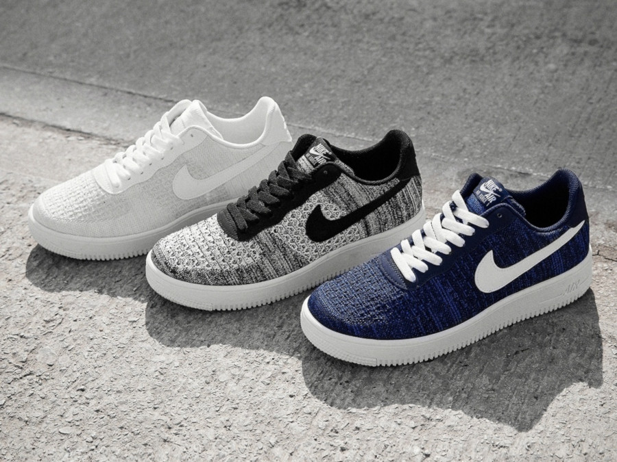 nike air force 1 flyknit trainers in navy