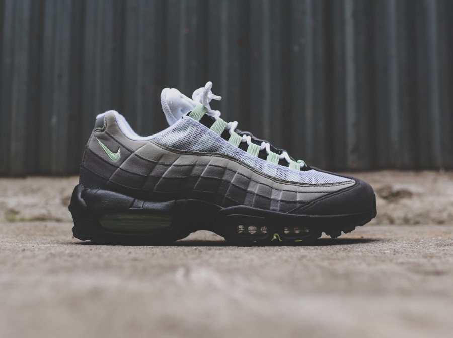 nike air max 95 og mint