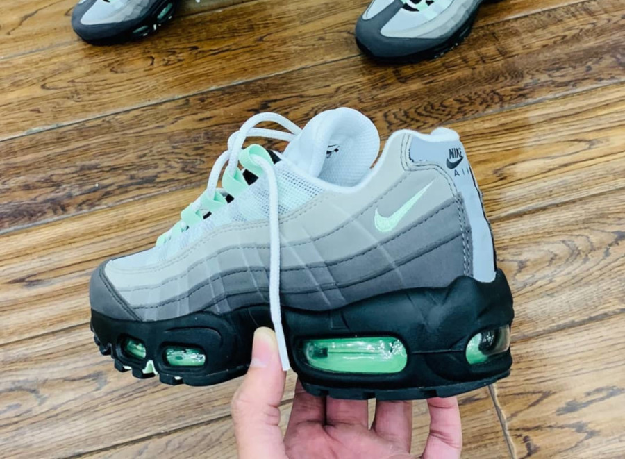 nike air max 95 og mint