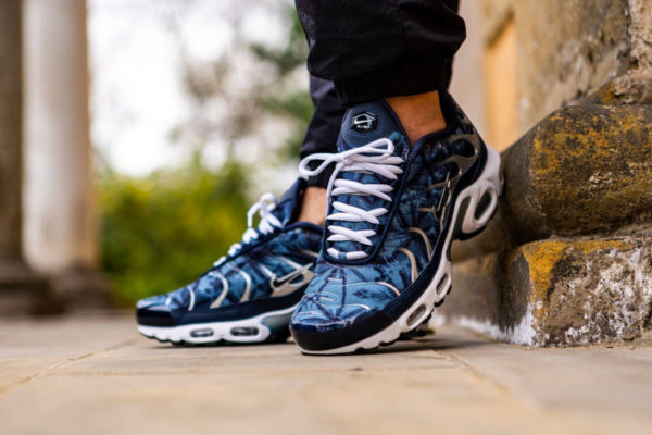 air max palm trees