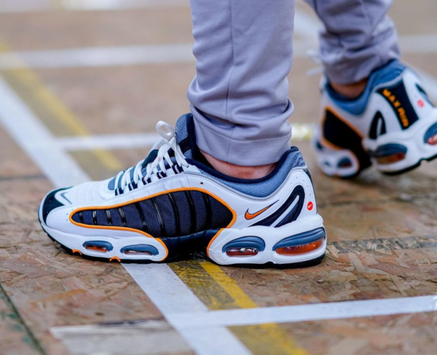 nike air max tailwind metro grey