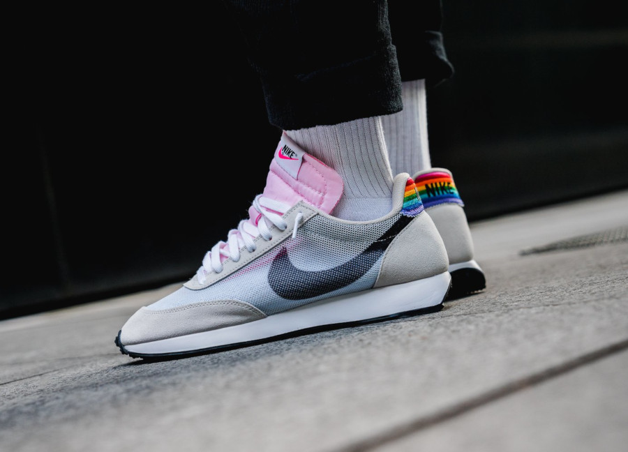 nike tailwind 79 rainbow