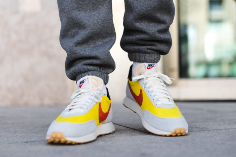 air tailwind 79 blue tint tour yellow
