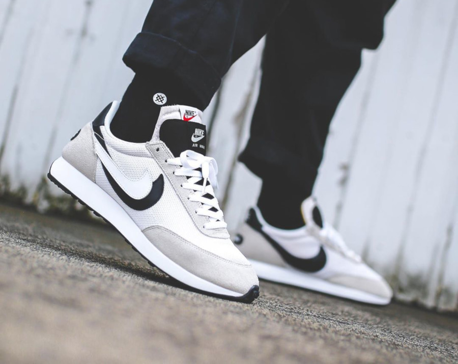 nike tailwind white phantom