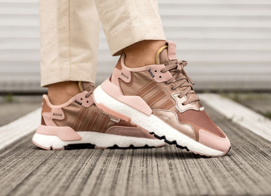 adidas nite jogger rose