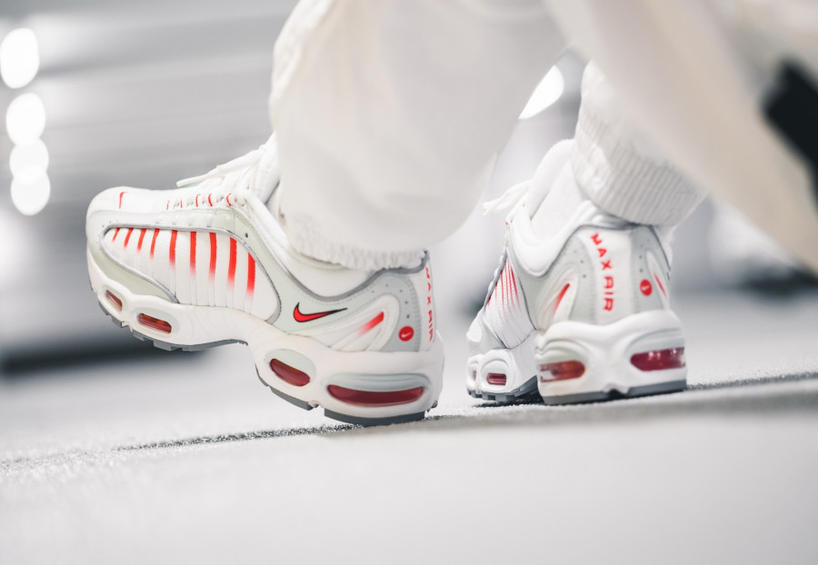 air max tailwind 4 red orbit