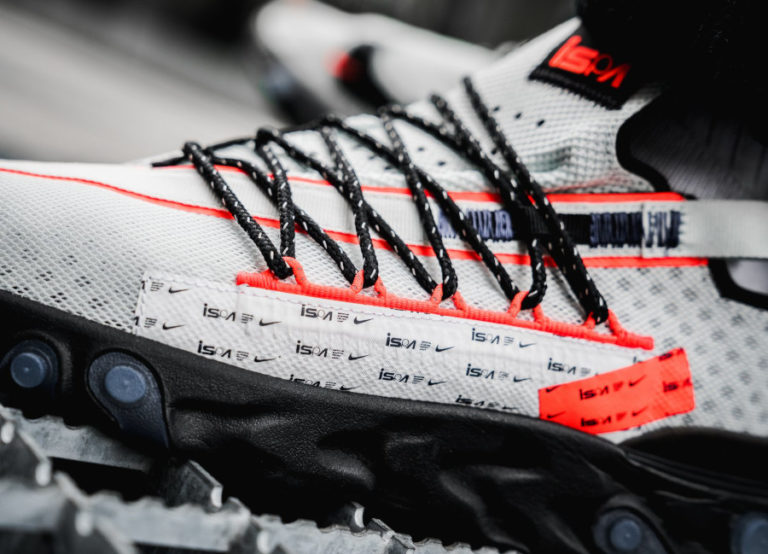 nike ispa react low ghost aqua