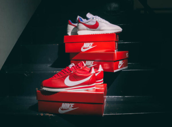 nike stranger things red