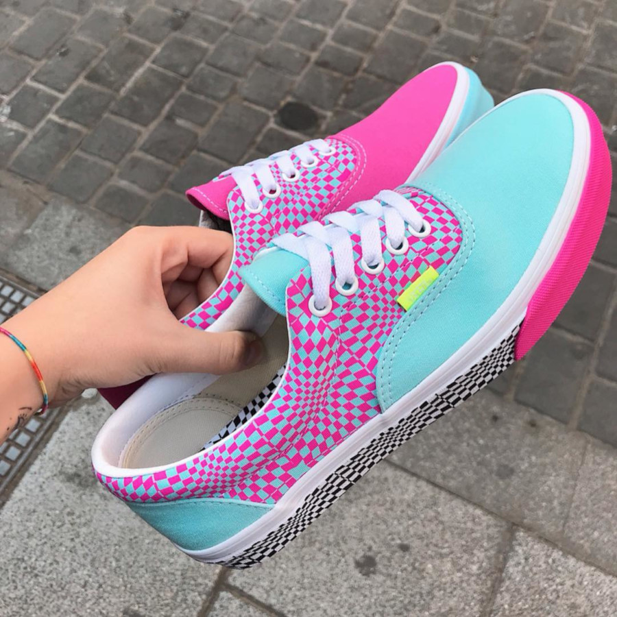 vans era warped check