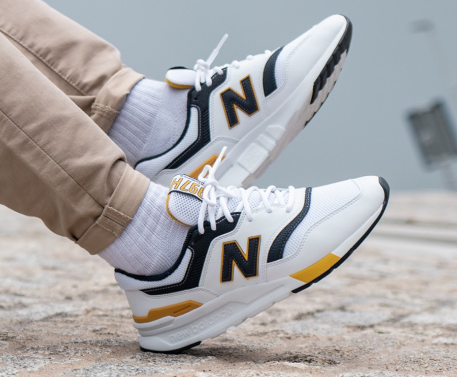 new balance blanche jaune