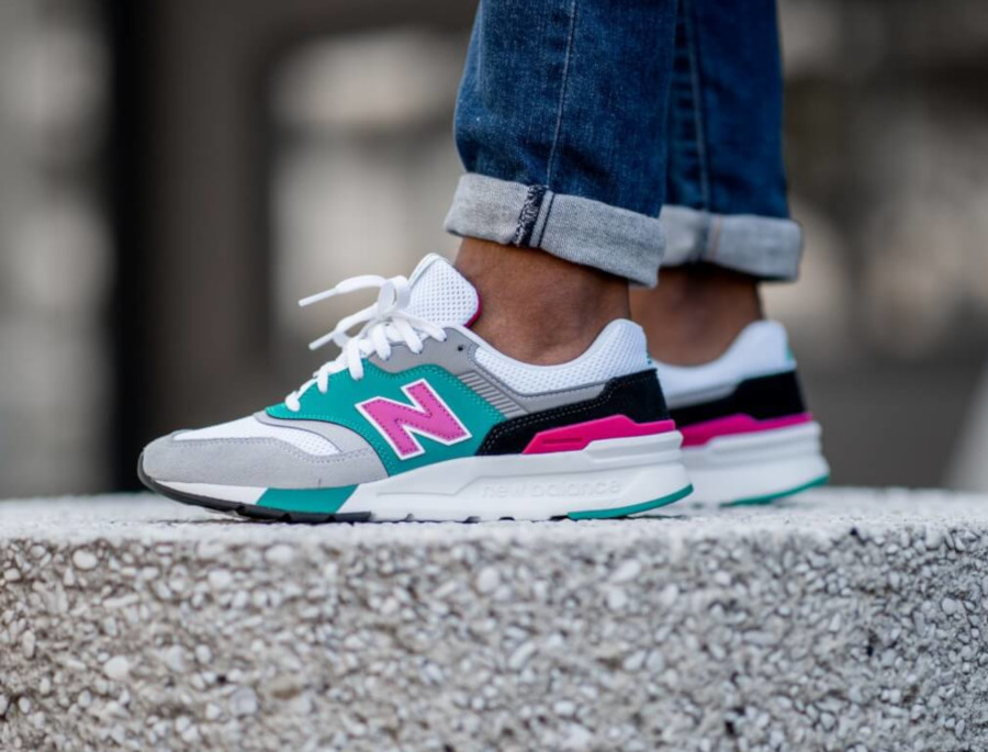 new balance bleu turquoise et rose