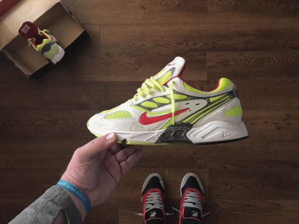 nike air ghost racer neon yellow