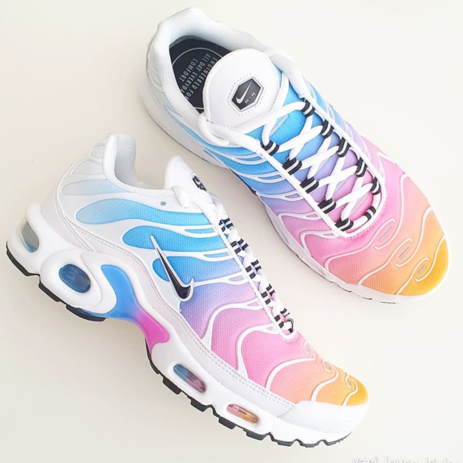 tn rainbow nikes