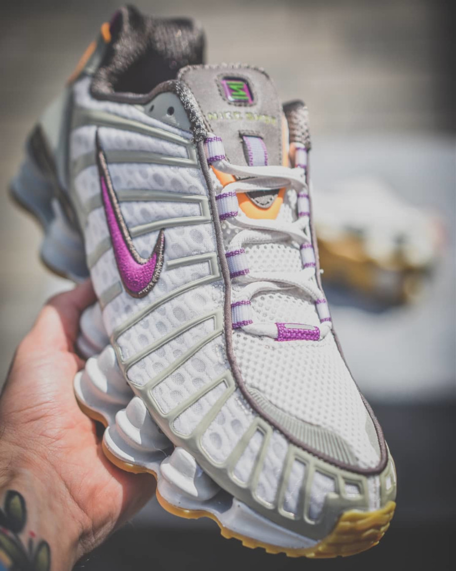 Nike Shox Total grise et violet (exclusivité Size) (4)