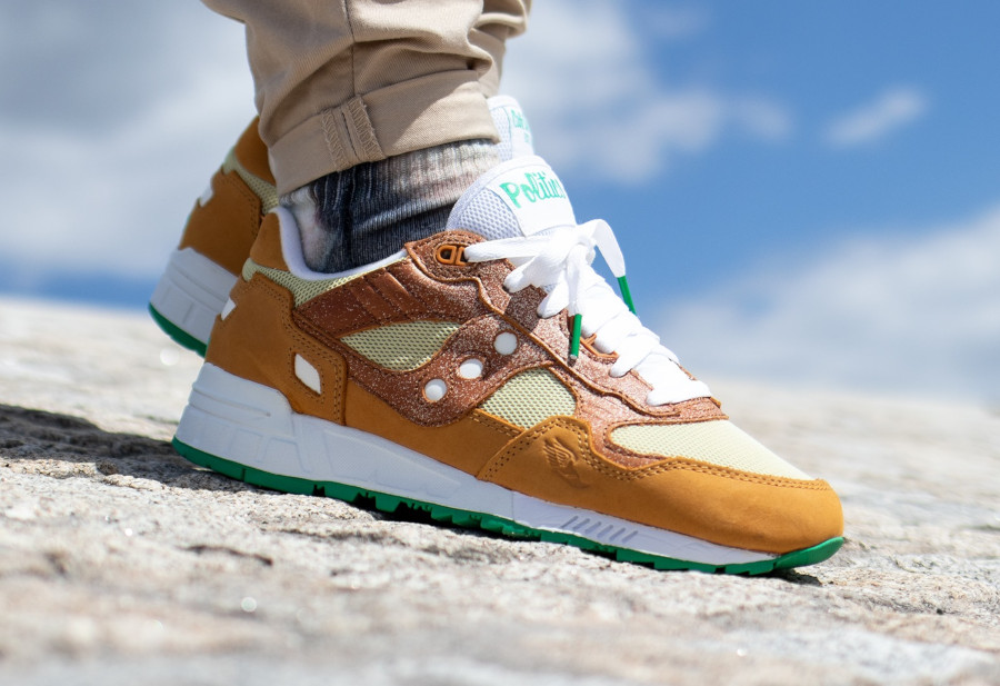 saucony x sneaker politics shadow 5000 café du monde