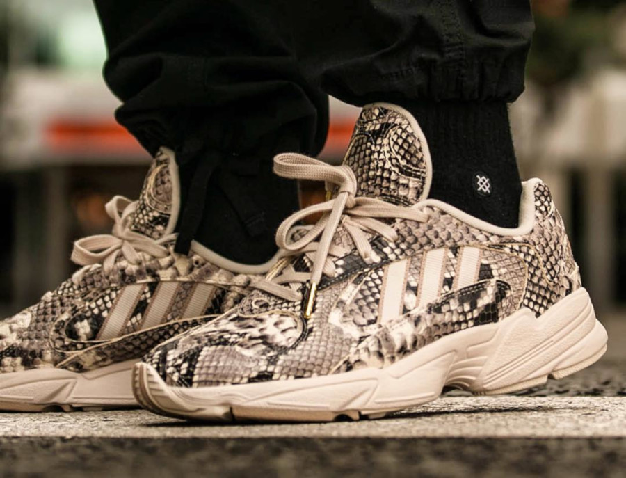 Faut il acheter la Adidas Consortium Yung 1 Texas Snake EG1717