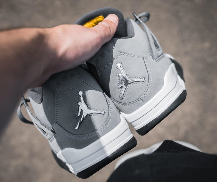 jordan 4 gris