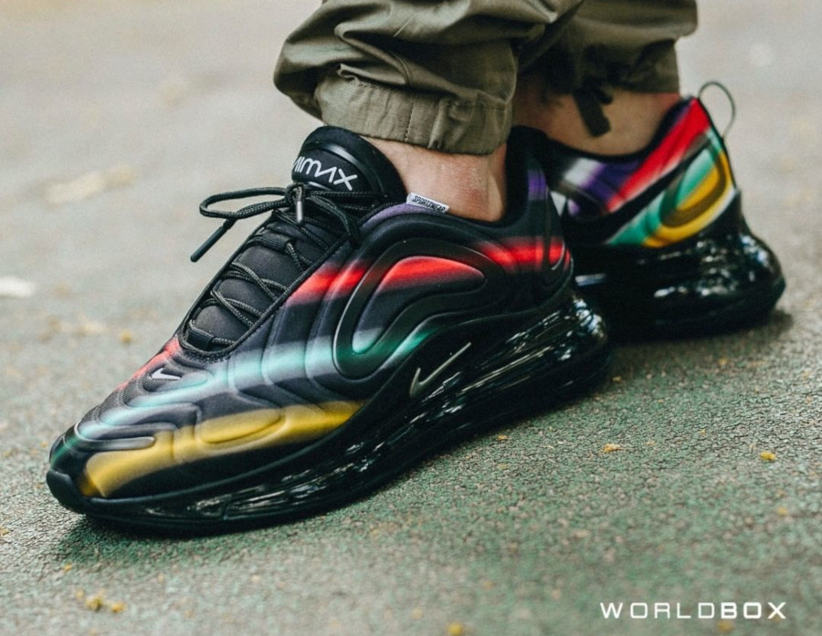 nike air max 720 black neon streaks