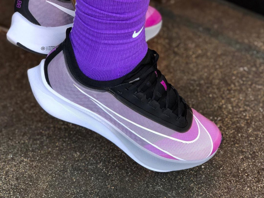 Nike Zoom Fly 3 React Hyper Violet AT8240-500 (couv)