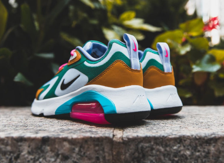 nike wmns air max 200 mystic green