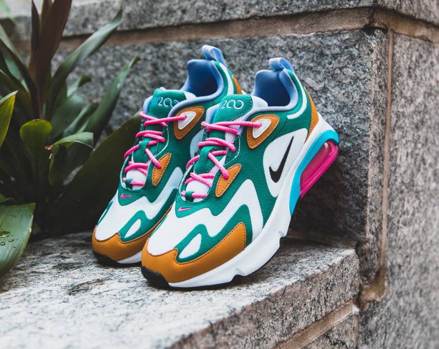 Faut il acheter la Nike Wmns Air Max 200 Mystic Green AT6175 300