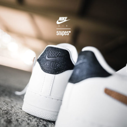 nike swoosh changeable