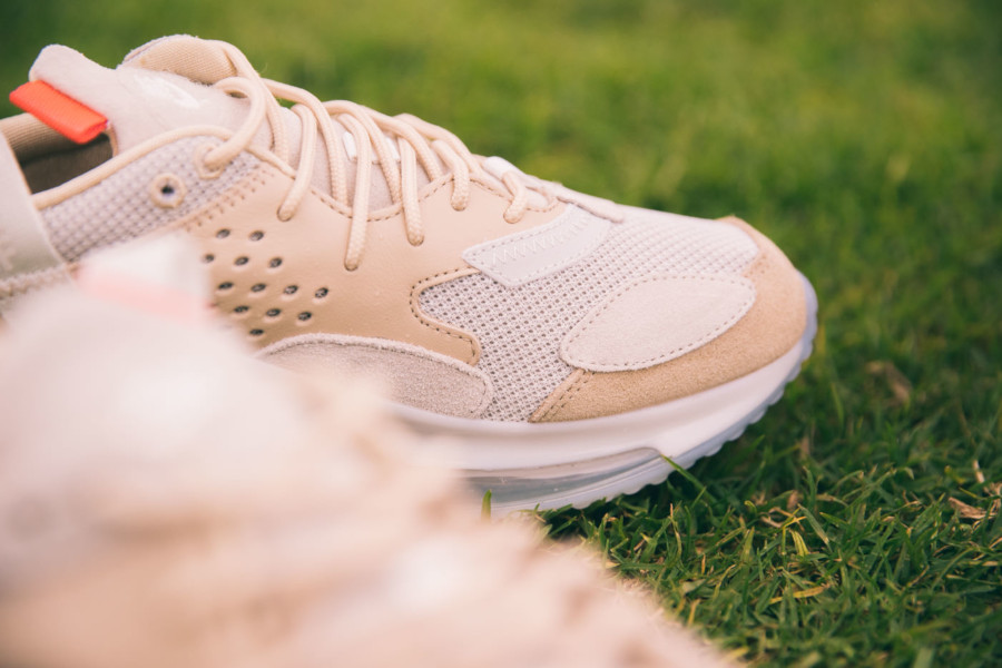 obj 720 desert ore on feet