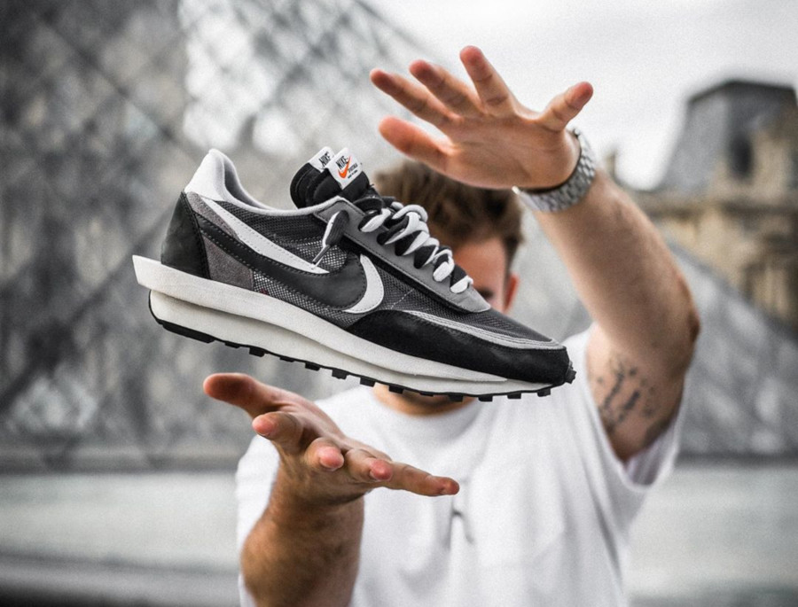 Nike LD Waffle noire grise et blanche (1)