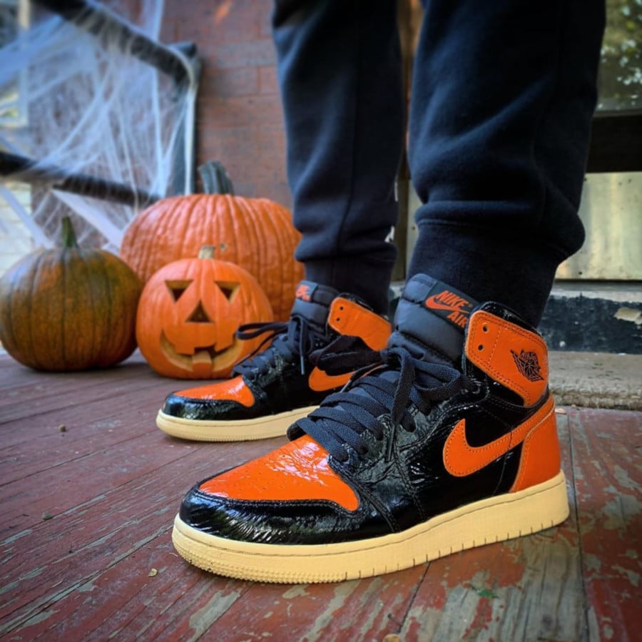 jordan 1 mid shattered backboard on feet