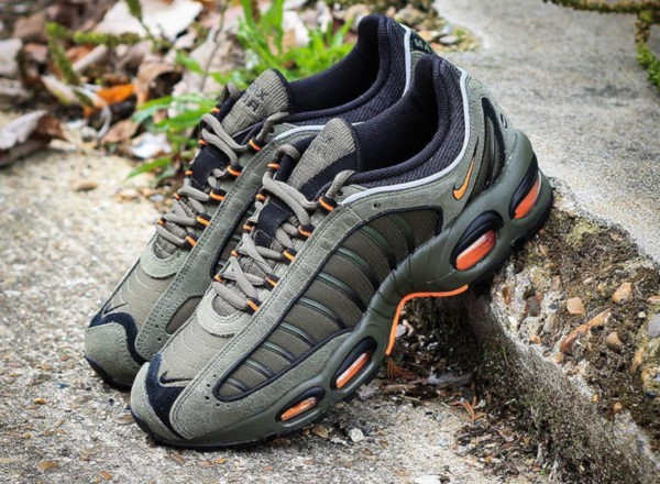 air max tailwind 4 flight jacket