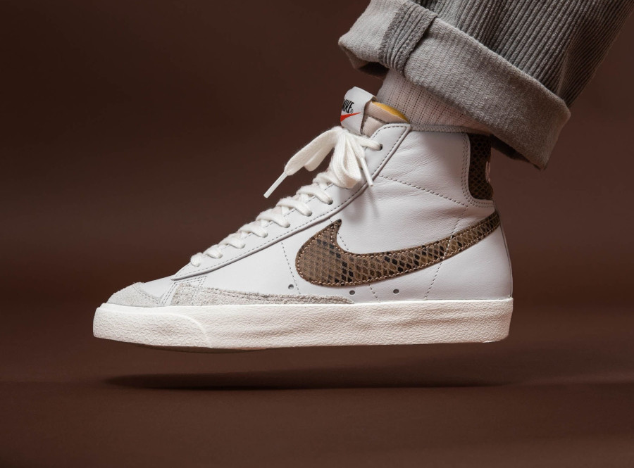 nike blazer snake print