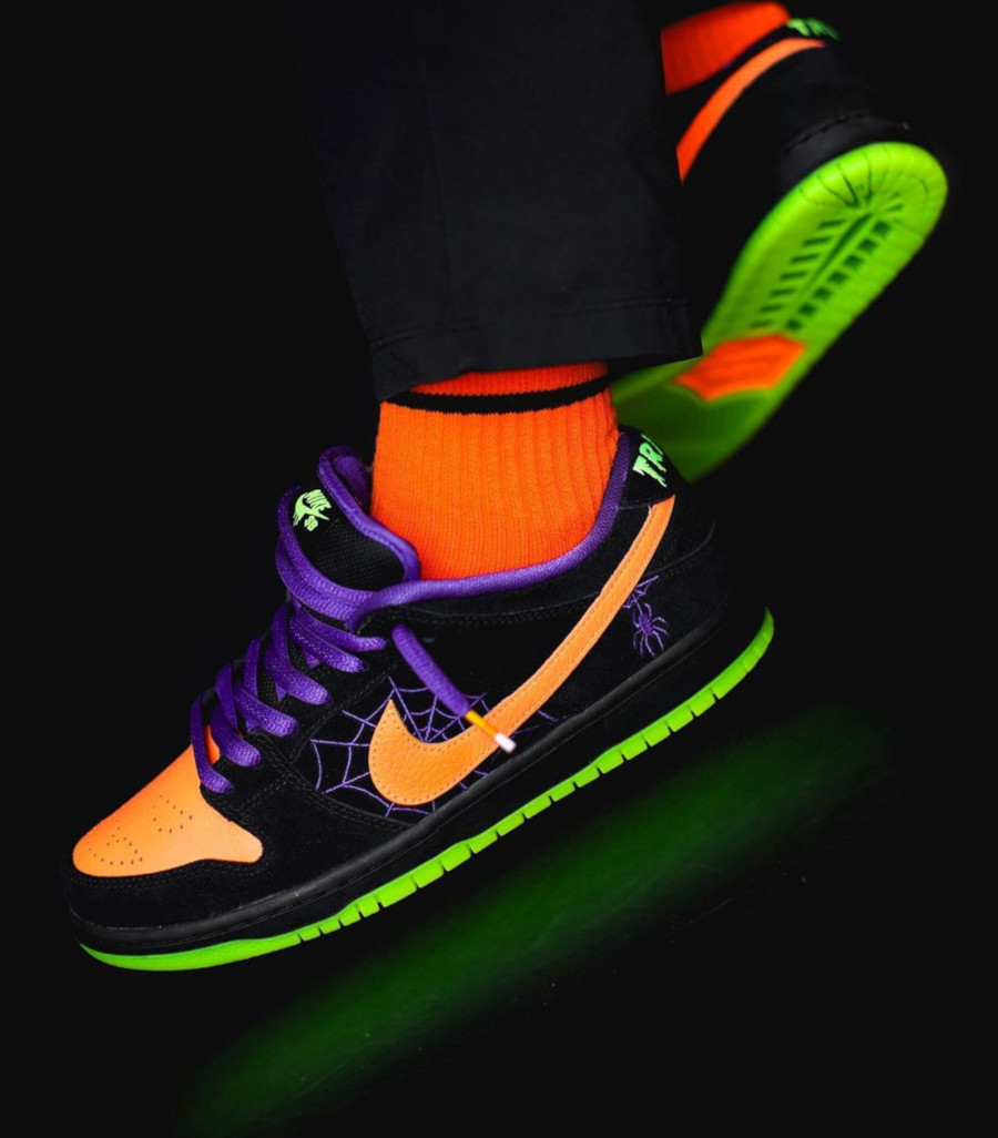 sb dunk low halloween