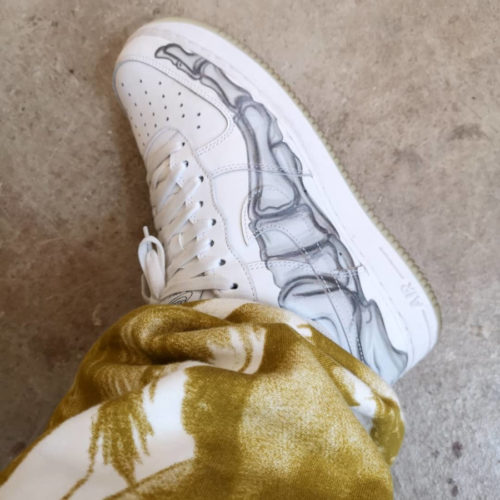 nike skeleton white