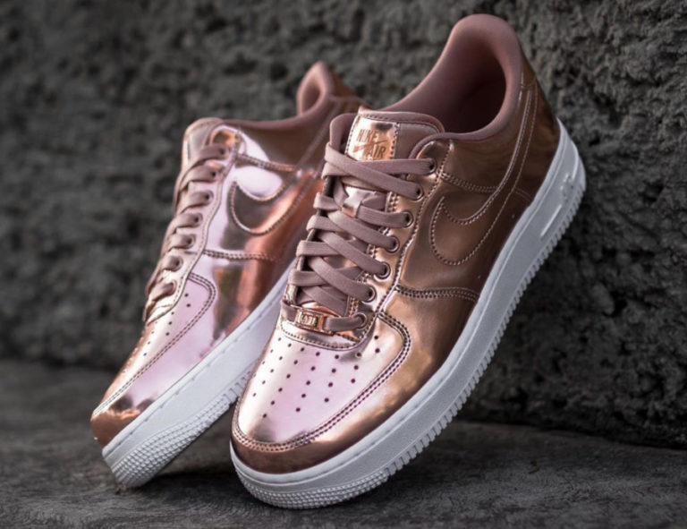 af1 metal swoosh