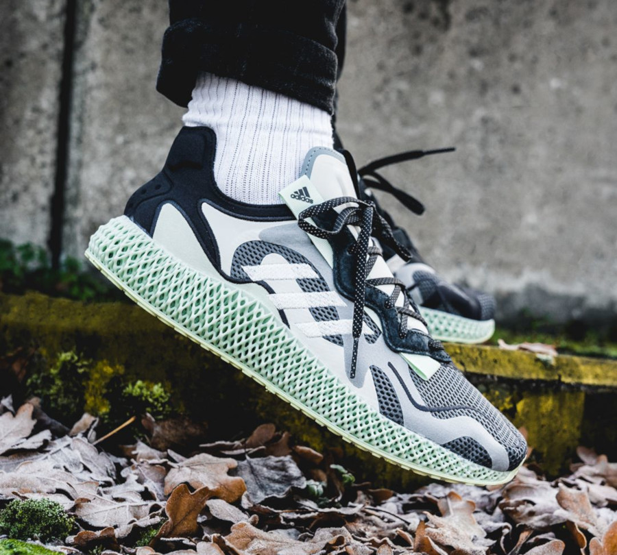 adidas consortium runner 4d