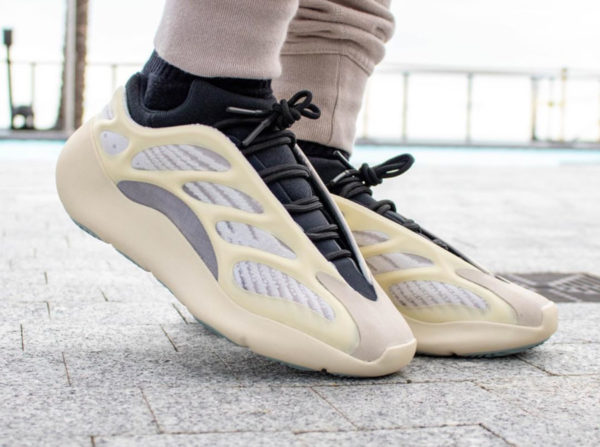 semelle yeezy 700