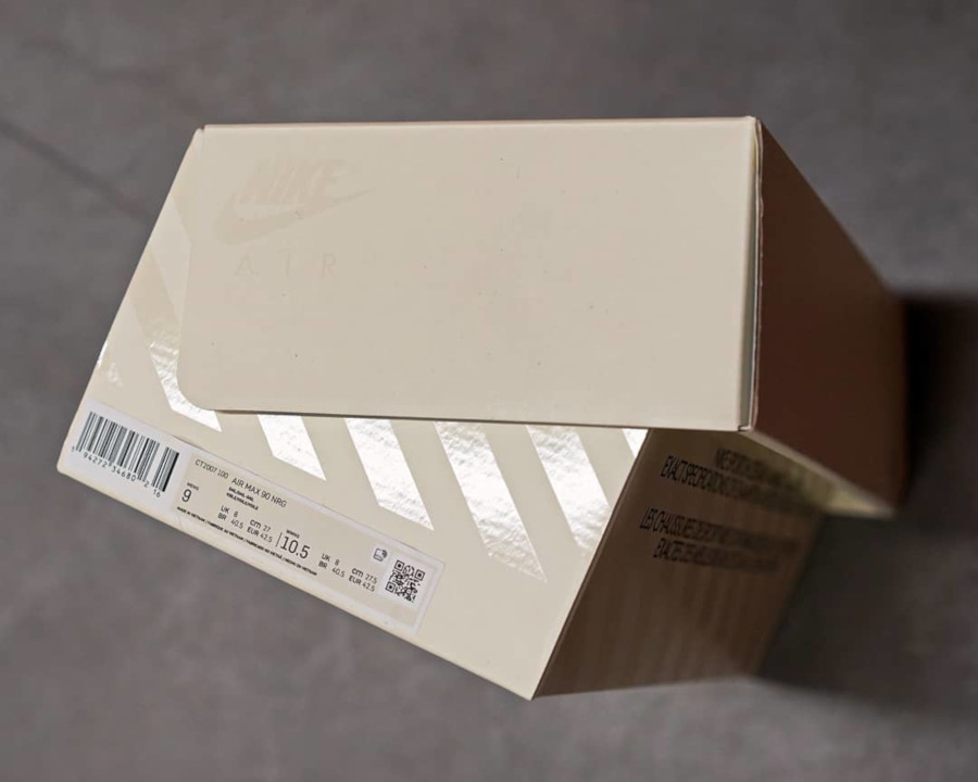 Boîte de la Nike Air Max 90 30ème anniversaire (3)