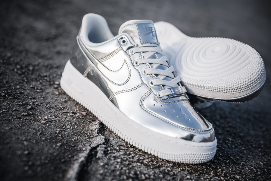 Nike Air Force 1 SP Chrome Liquid Metal CQ6566-700