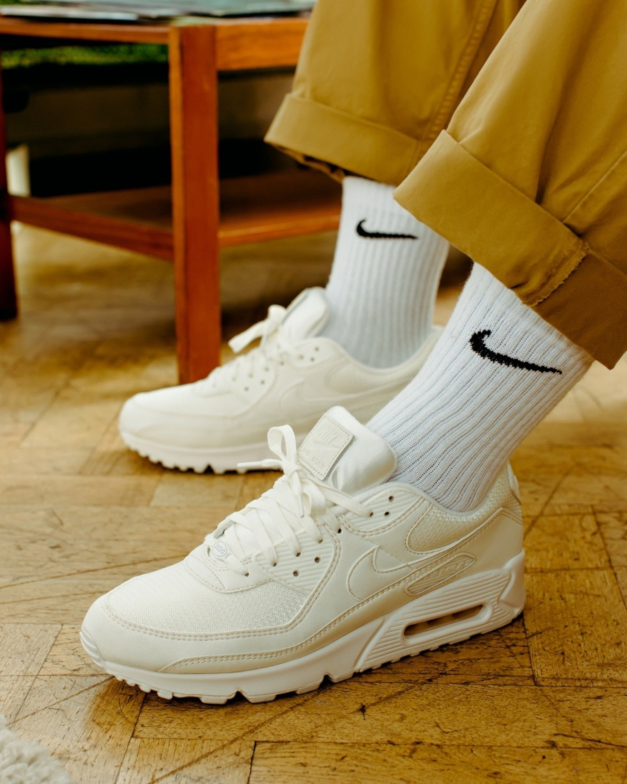 Footaction air max 90 outlet