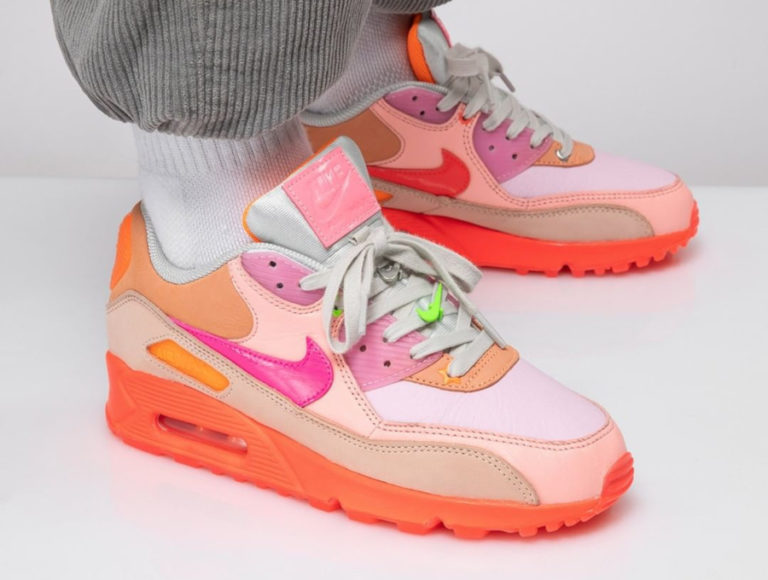 nike air max platinum crimson