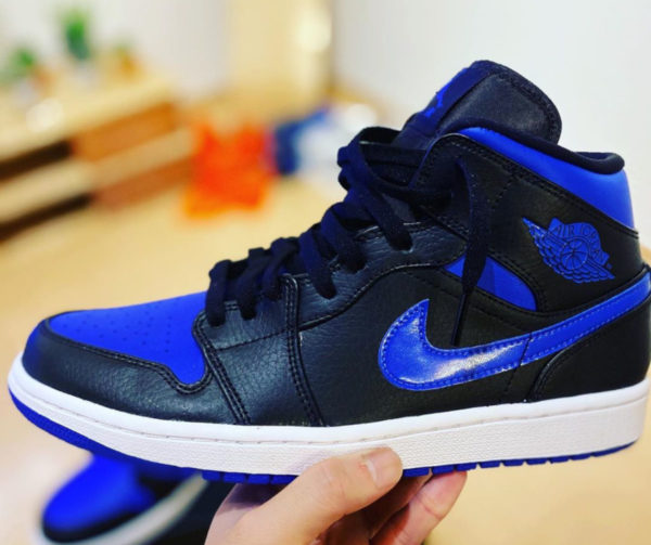 jordan 1 black hyper royal