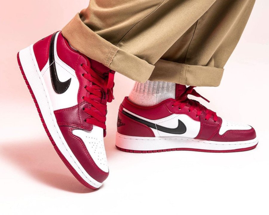 noble red air jordan 1 low