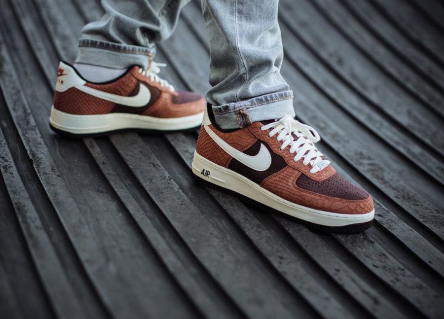 nike air force 1 prm red bark