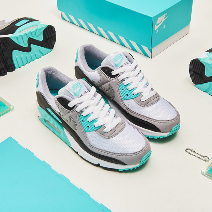 Avis : que vaut la Nike Air Max 90 OG 30th Hyper Turquoise CD0881-100 ?