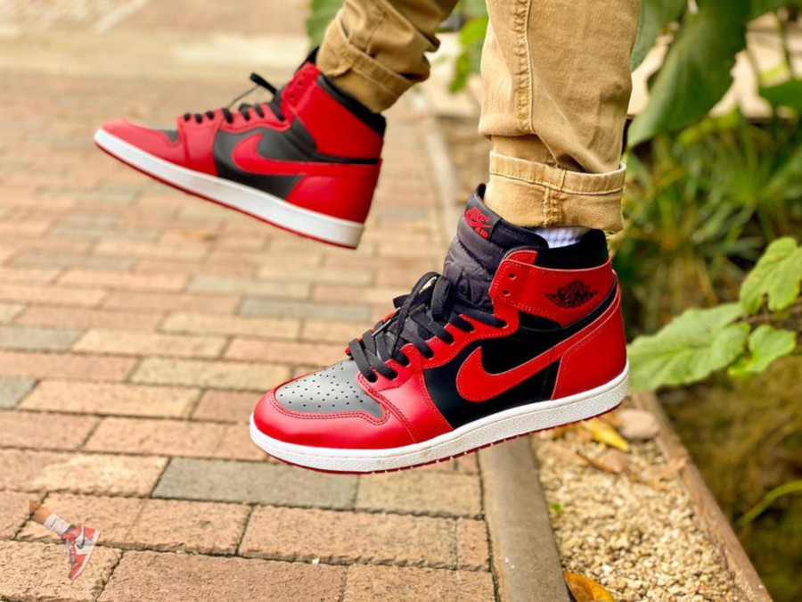 Air Jordan 1 OG 85 Reverse Bred Varsity Red BQ4422-600